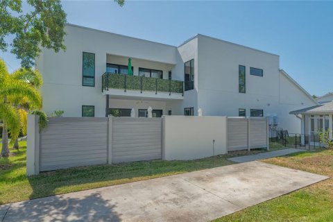 Купить виллу или дом в Сарасота, Флорида 14 комнат, 413.51м2, № 1673972 - фото 11