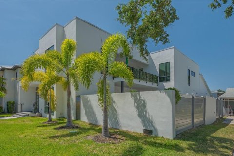 Купить виллу или дом в Сарасота, Флорида 14 комнат, 413.51м2, № 1673972 - фото 10