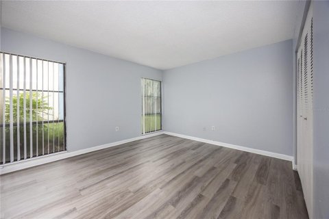 Condominio en venta en Gainesville, Florida, 2 dormitorios, 81.38 m2 № 1359763 - foto 7