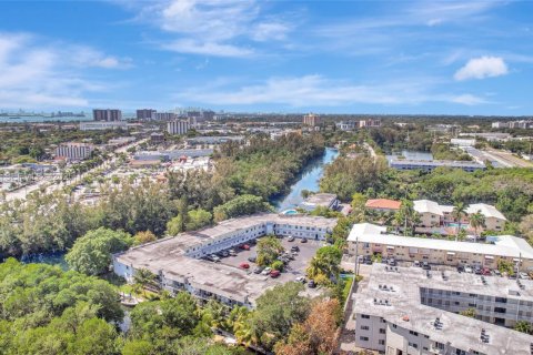 Copropriété à vendre à North Miami, Floride: 1 chambre, 53.14 m2 № 1994785 - photo 27