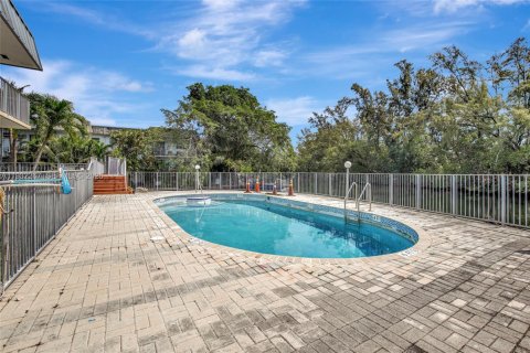 Copropriété à vendre à North Miami, Floride: 1 chambre, 53.14 m2 № 1994785 - photo 30