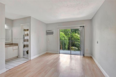Copropriété à vendre à North Miami, Floride: 1 chambre, 53.14 m2 № 1994785 - photo 1