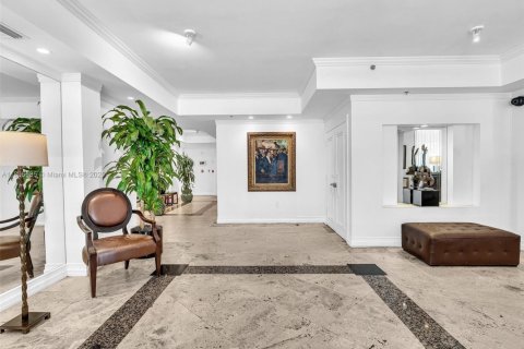 Купить кондоминиум в Майами-Бич, Флорида 2 спальни, 89.19м2, № 2014544 - фото 16