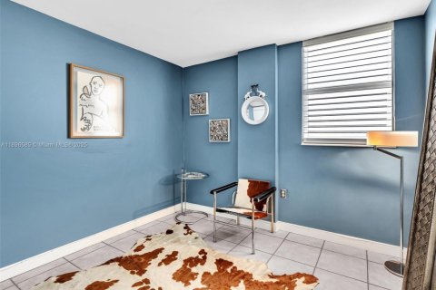 Купить кондоминиум в Майами-Бич, Флорида 2 спальни, 89.19м2, № 2014544 - фото 12