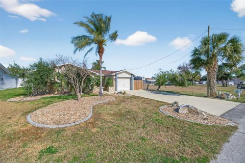 Villa ou maison à Hudson, Floride 3 chambres, 127.93 m2 № 2399531