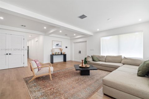 Villa ou maison à louer à Miami, Floride: 3 chambres, 197.32 m2 № 1997700 - photo 21