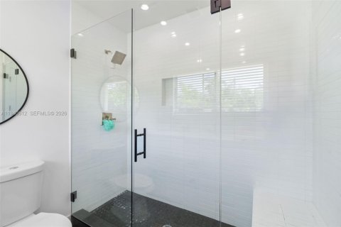Villa ou maison à louer à Miami, Floride: 3 chambres, 197.32 m2 № 1997700 - photo 25