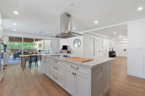 Villa ou maison à louer à Miami, Floride: 3 chambres, 197.32 m2 № 1997700 - photo 16