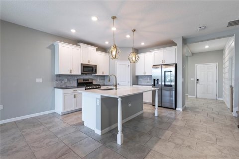House in Mount Dora, Florida 5 bedrooms, 243.5 sq.m. № 1795158 - photo 18