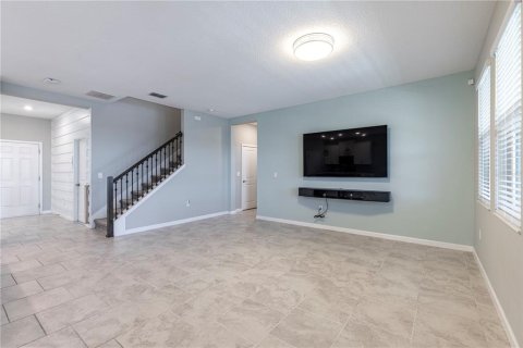 House in Mount Dora, Florida 5 bedrooms, 243.5 sq.m. № 1795158 - photo 17