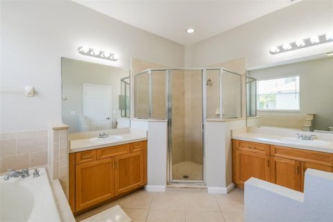 House in Kissimmee, Florida 3 bedrooms, 166.95 sq.m. № 2198821 - photo 11