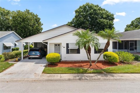 House in Lakeland, Florida 2 bedrooms, 181.62 sq.m. № 2104287