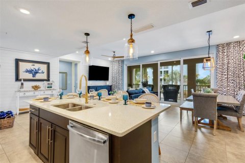 Condo in Bradenton, Florida, 2 bedrooms  № 1905011 - photo 18