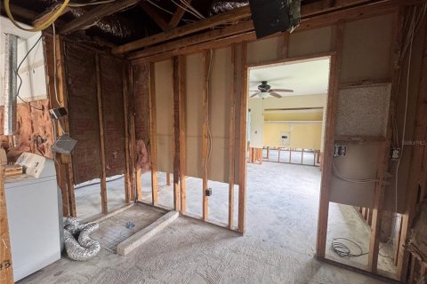 House in Bradenton, Florida 3 bedrooms, 125.05 sq.m. № 1865939 - photo 5