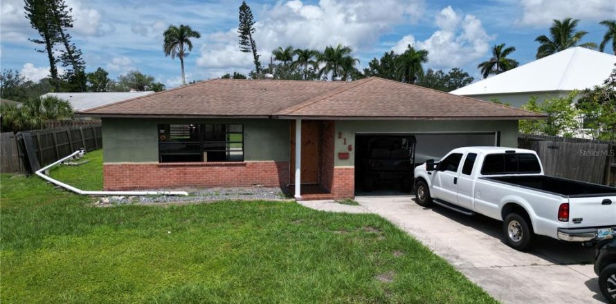 House in Bradenton, Florida 3 bedrooms, 125.05 sq.m. № 1865939