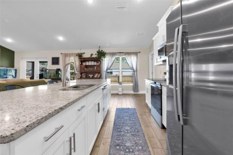 Villa ou maison à vendre à Punta Gorda, Floride: 4 chambres, 196.67 m2 № 2141902 - photo 17