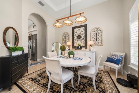 House in Sebring, Florida 4 bedrooms, 216.09 sq.m. № 1961931 - photo 11