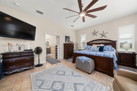 House in Sebring, Florida 4 bedrooms, 216.09 sq.m. № 1961931 - photo 30