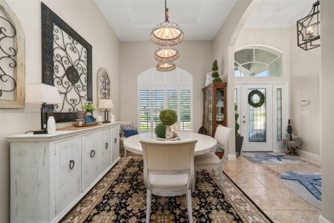 House in Sebring, Florida 4 bedrooms, 216.09 sq.m. № 1961931 - photo 10