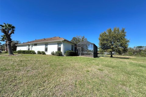 House in Tampa, Florida 4 bedrooms, 218.23 sq.m. № 2129873 - photo 30