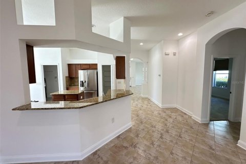 House in Tampa, Florida 4 bedrooms, 218.23 sq.m. № 2129873 - photo 10