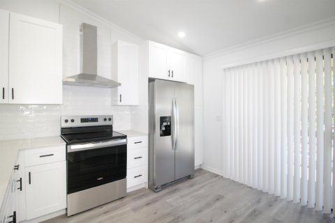 Copropriété à louer à Wellington, Floride: 3 chambres, 120.77 m2 № 2154128 - photo 4