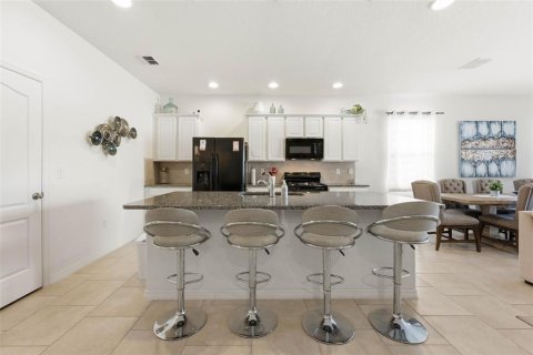 Adosado en venta en Davenport, Florida, 5 dormitorios, 228.54 m2 № 2203769 - foto 3