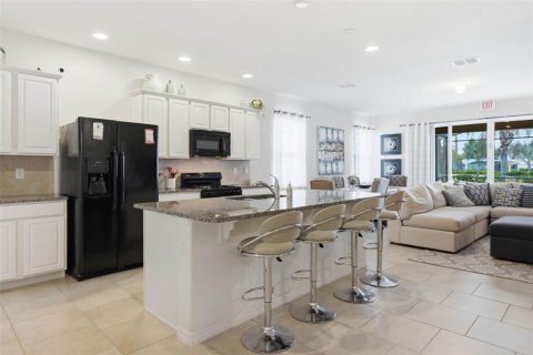 Adosado en venta en Davenport, Florida, 5 dormitorios, 228.54 m2 № 2203769 - foto 6