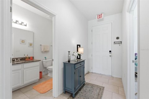 Adosado en venta en Davenport, Florida, 5 dormitorios, 228.54 m2 № 2203769 - foto 2