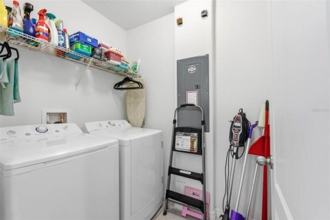 Adosado en venta en Davenport, Florida, 5 dormitorios, 228.54 m2 № 2203769 - foto 21