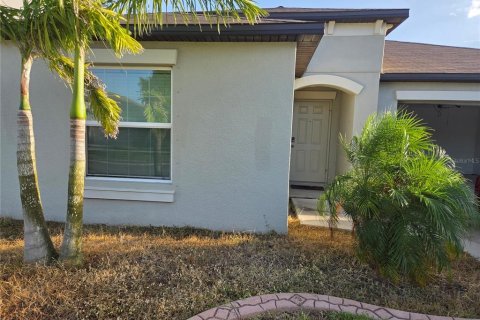 House in Ruskin, Florida 4 bedrooms, 179.77 sq.m. № 2148921 - photo 19