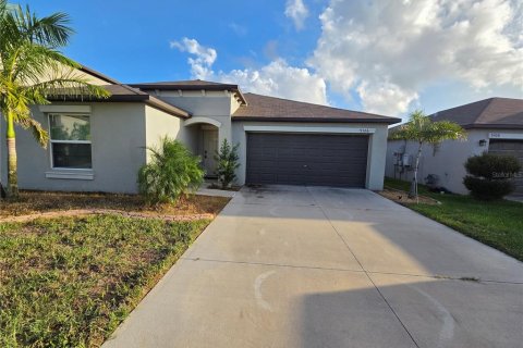 House in Ruskin, Florida 4 bedrooms, 179.77 sq.m. № 2148921