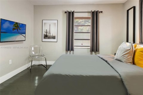 Снять в аренду виллу или дом в Майами, Флорида 3 спальни, 120.77м2, № 2005113 - фото 23