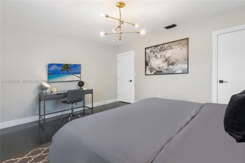 Снять в аренду виллу или дом в Майами, Флорида 3 спальни, 120.77м2, № 2005113 - фото 17