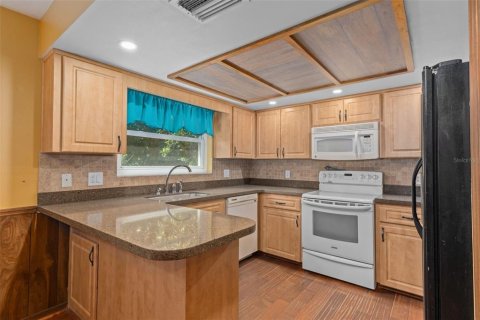 Casa en venta en Inverness, Florida, 2 dormitorios, 145.02 m2 № 1882979 - foto 7