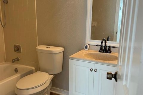 Condominio en alquiler en Orlando, Florida, 2 dormitorios, 77.02 m2 № 1905203 - foto 8