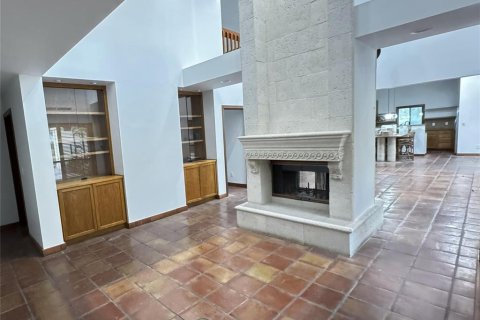 House in Tampa, Florida 5 bedrooms, 377.74 sq.m. № 1832991 - photo 7