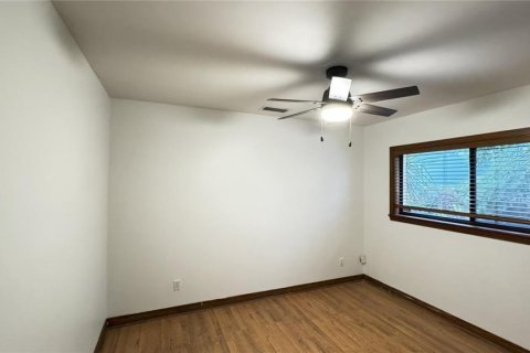 House in Tampa, Florida 5 bedrooms, 377.74 sq.m. № 1832991 - photo 18