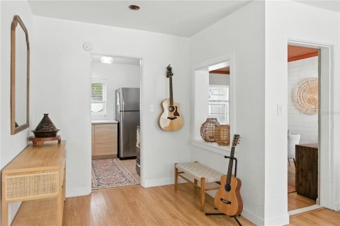 House in Orlando, Florida 2 bedrooms, 79.8 sq.m. № 1845224 - photo 7