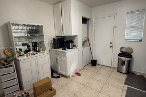 Condo in Hialeah, Florida, 3 bedrooms  № 1998785 - photo 5