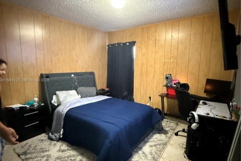 Condo in Hialeah, Florida, 3 bedrooms  № 1998785 - photo 21