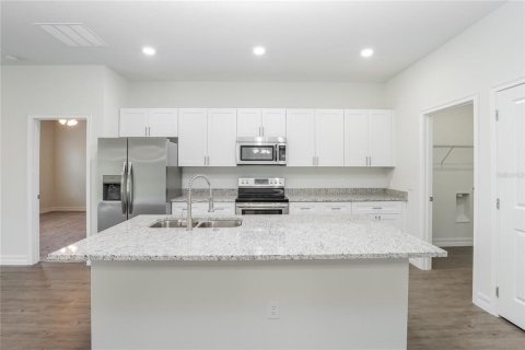 Casa en venta en Poinciana, Florida, 4 dormitorios, 163.32 m2 № 1791898 - foto 5