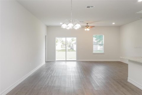 Casa en venta en Poinciana, Florida, 4 dormitorios, 163.32 m2 № 1791898 - foto 2