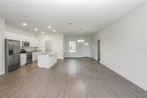 Casa en venta en Poinciana, Florida, 4 dormitorios, 163.32 m2 № 1791898 - foto 4