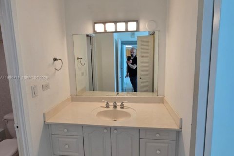 Снять в аренду кондоминиум в Майами-Бич, Флорида 1 спальня, 93.83м2, № 2057812 - фото 16