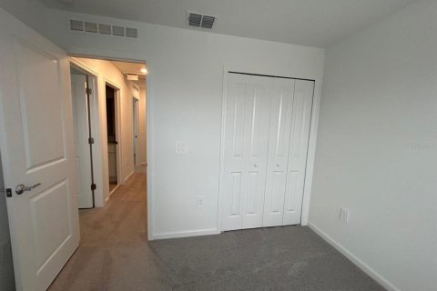 House in Kissimmee, Florida 4 bedrooms, 174.56 sq.m. № 1793948 - photo 20