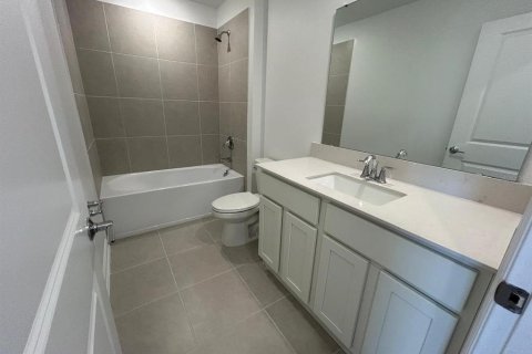 House in Kissimmee, Florida 4 bedrooms, 174.56 sq.m. № 1793948 - photo 17
