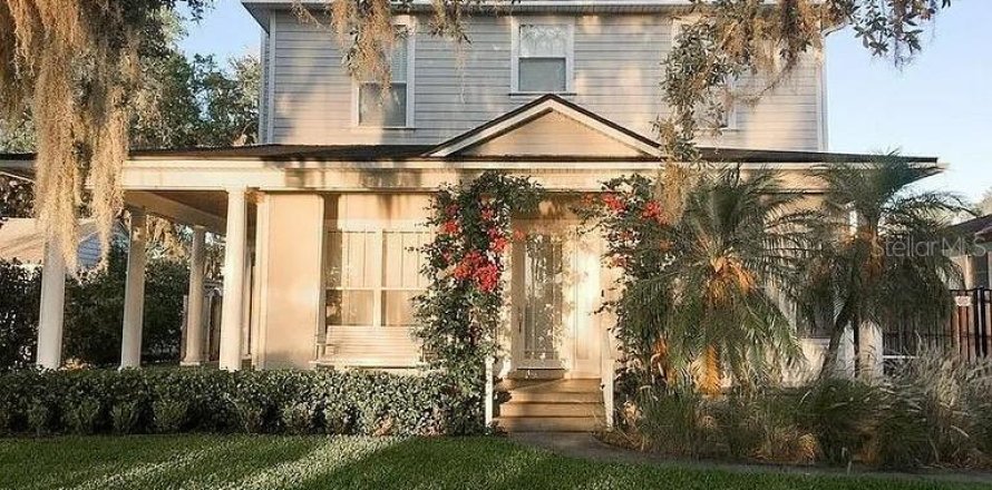 Villa ou maison à Winter Park, Floride 4 chambres, 238.57 m2 № 2239236