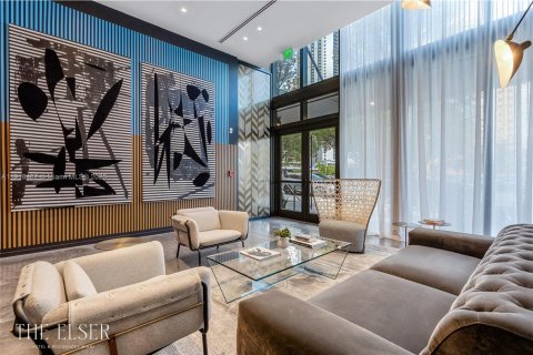 Condo in Miami, Florida, 1 bedroom  № 1973217 - photo 14