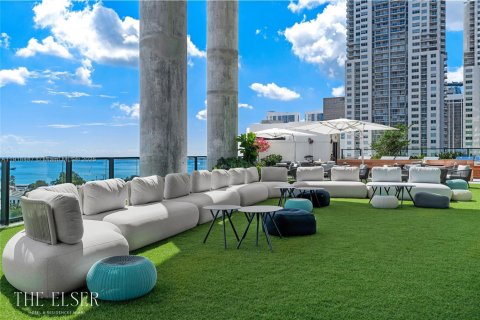 Condo in Miami, Florida, 1 bedroom  № 1973217 - photo 22